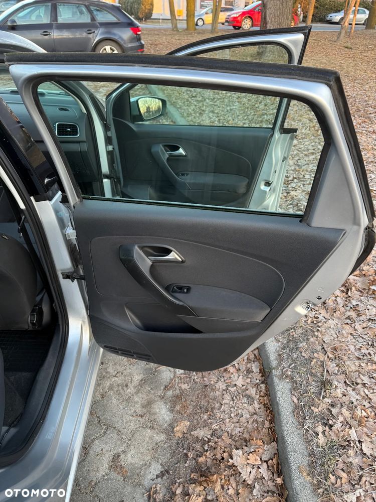 Volkswagen Polo 1.6 TDI Comfortline - 21