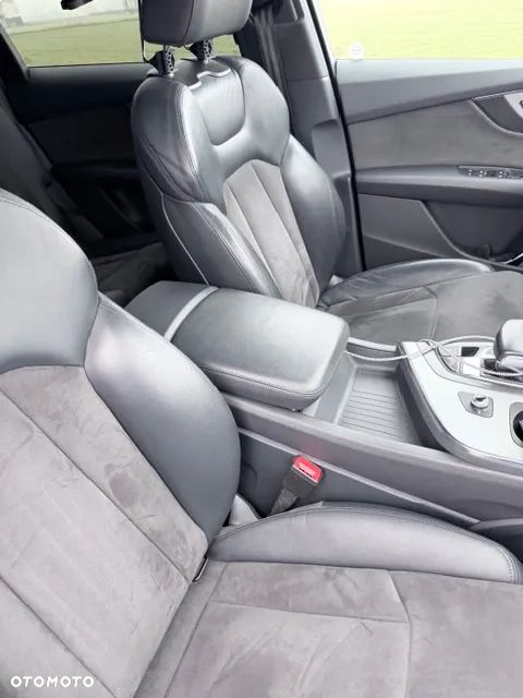 Audi Q7 - 5