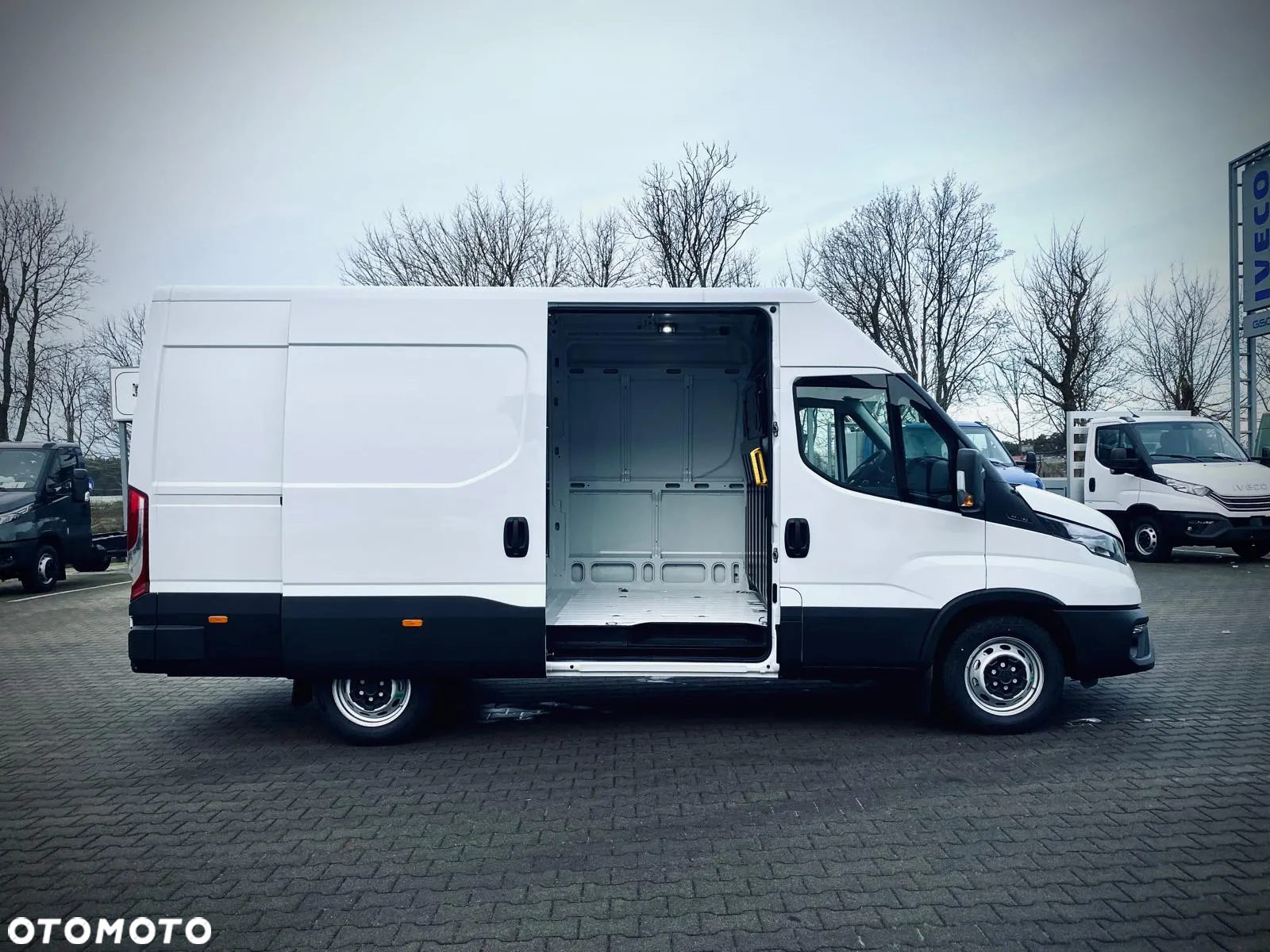 Iveco Daily Furgon 35S16 V MY22 - 4