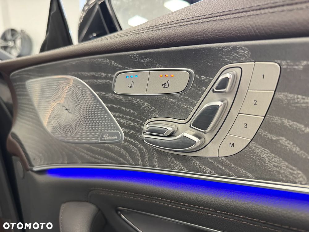 Mercedes-Benz CLS - 17