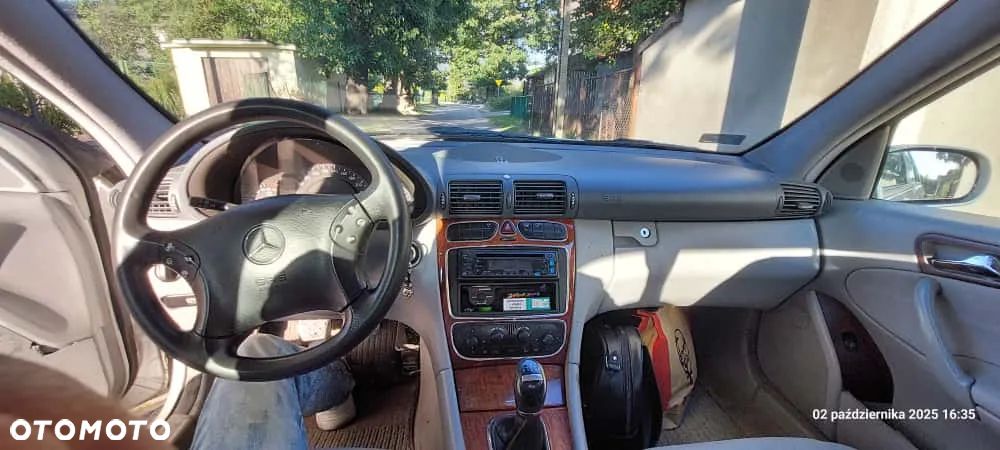 Mercedes-Benz Klasa C 200 T Kompressor Sport - 9