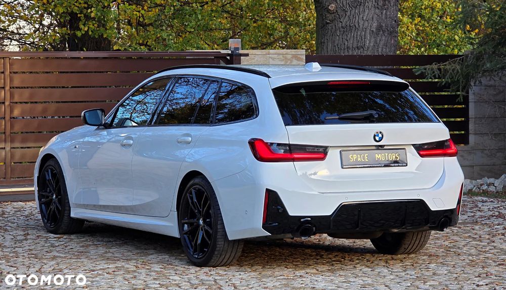 BMW Seria 3 320d Touring xDrive M Sport - 10