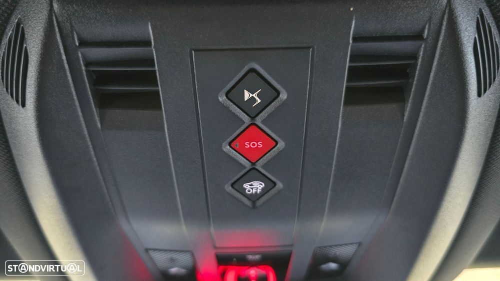 DS DS7 Crossback - 11