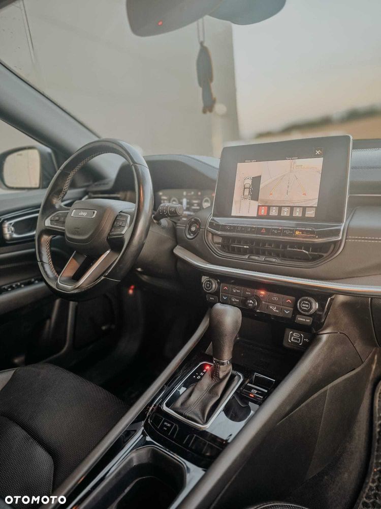 Jeep Compass - 1