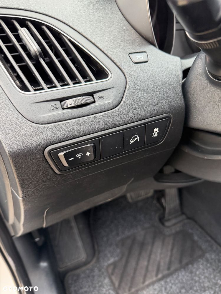 Hyundai ix35 2.0 2WD Automatik Trend - 15