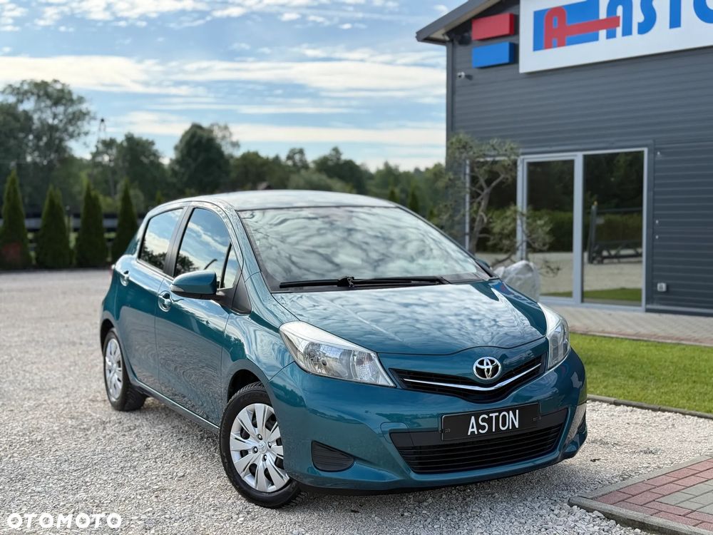 Toyota Yaris 1.33 VVT-i Lounge - 4
