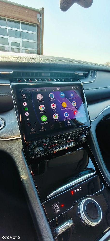 Jeep Grand Cherokee - 37