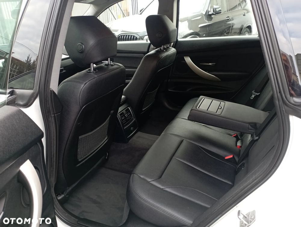 BMW Seria 3 318d Advantage - 11