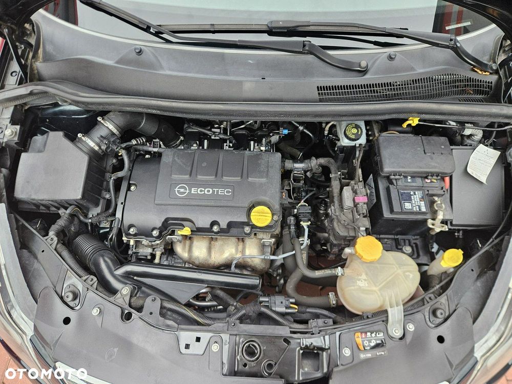 Opel Corsa 1.4 16V Active - 32