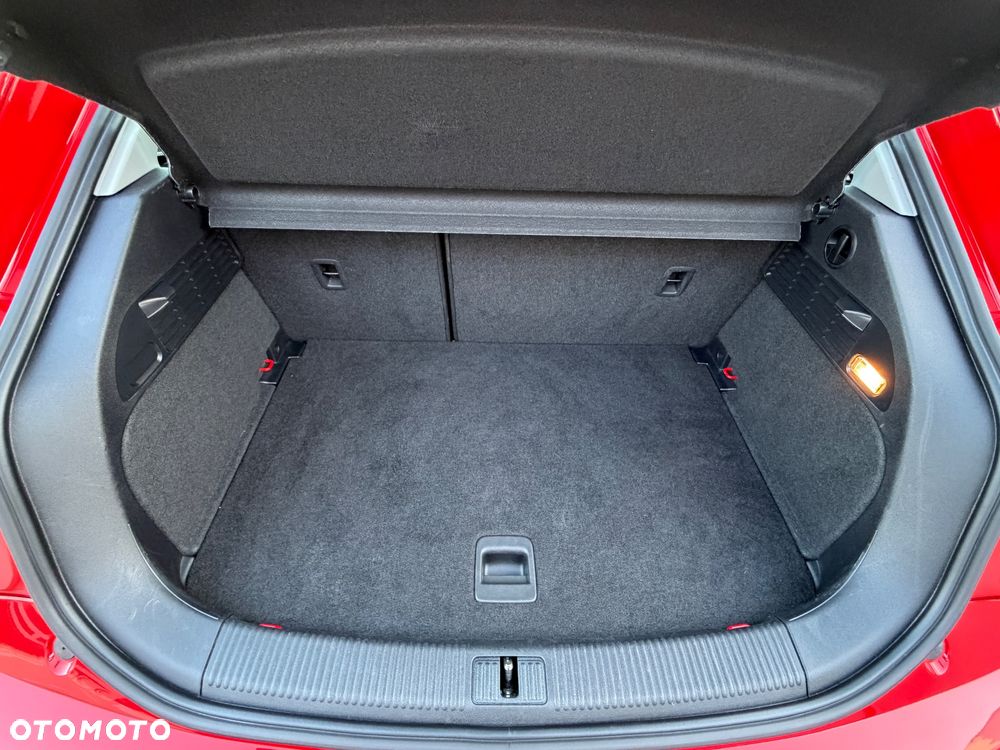 Audi A1 3-drzwiowe 1.2 TFSI S line edition - 25