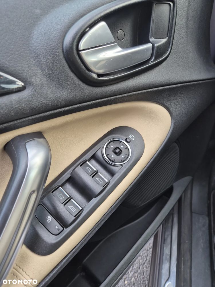 Ford Galaxy 2.0 TDCi Platinium X - 19