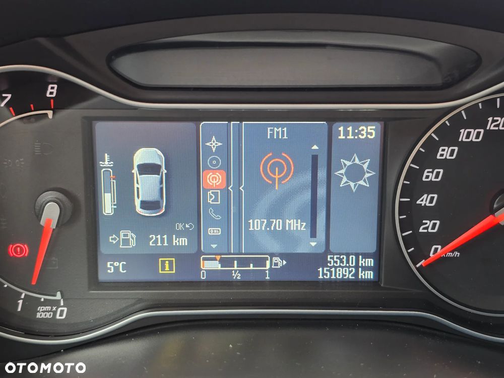 Ford Mondeo 2.0 T Titanium - 24