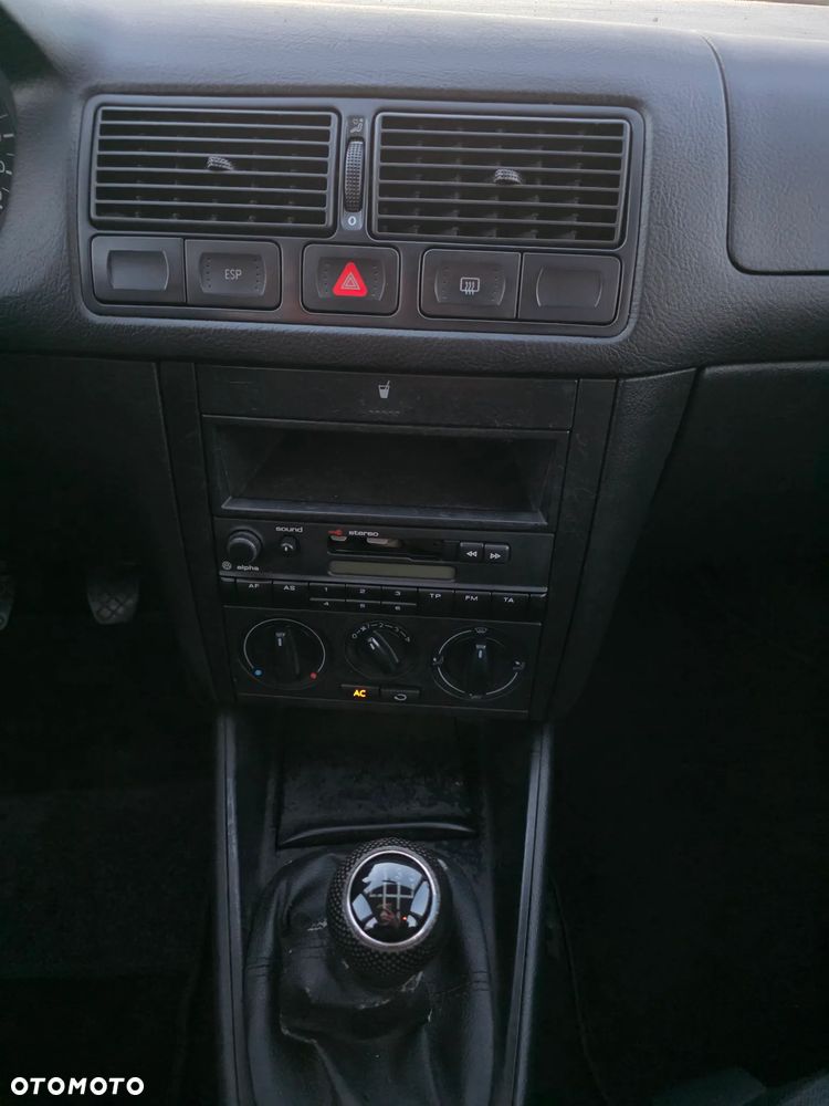Volkswagen Golf - 12