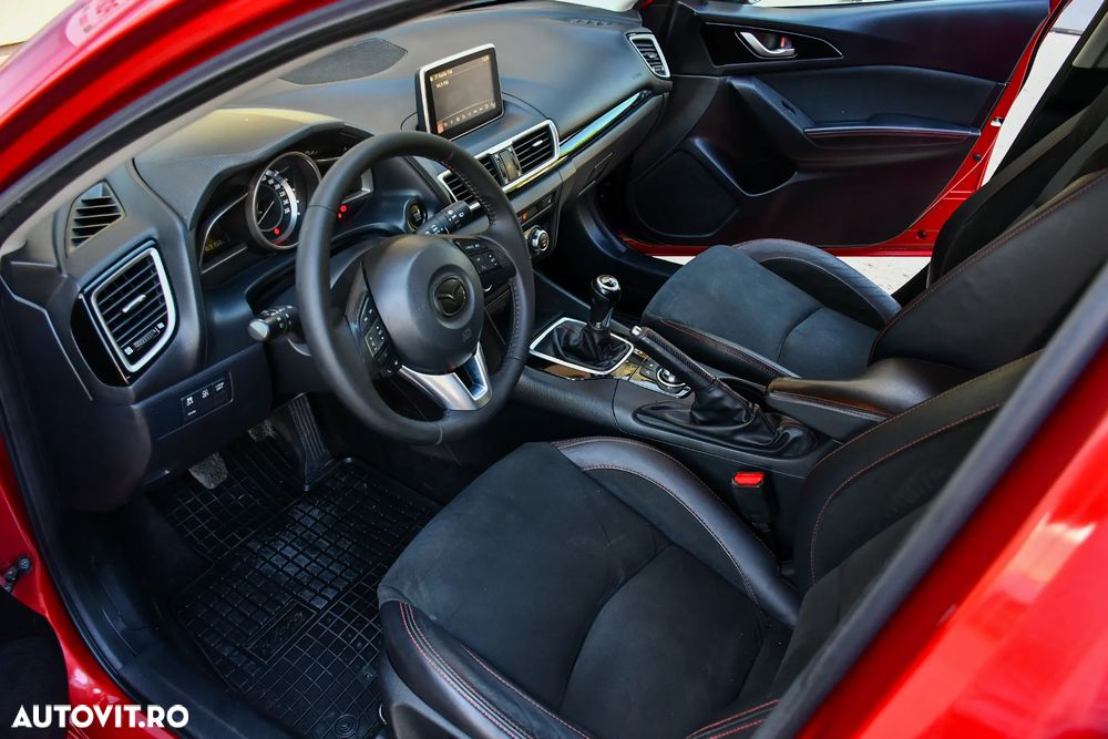 Mazda 3 SKYACTIV-G 120 NAKAMA - 21