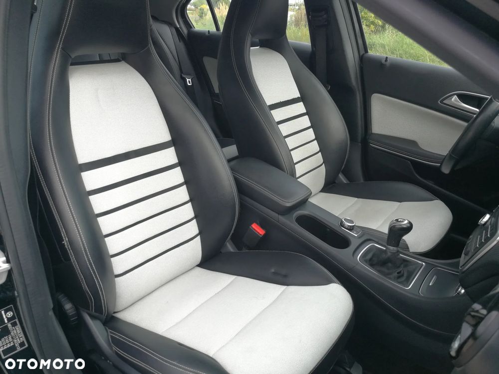 Mercedes-Benz Klasa A 160 CDI AMG Line - 20