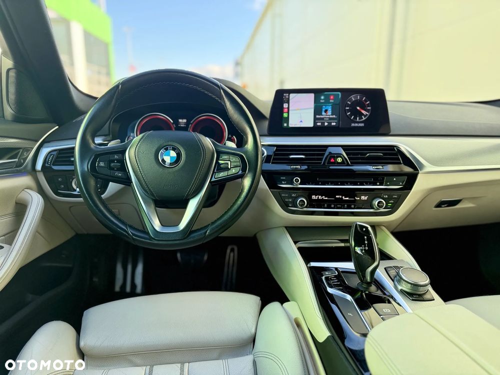 BMW Seria 5 520d xDrive M Sport sport - 21