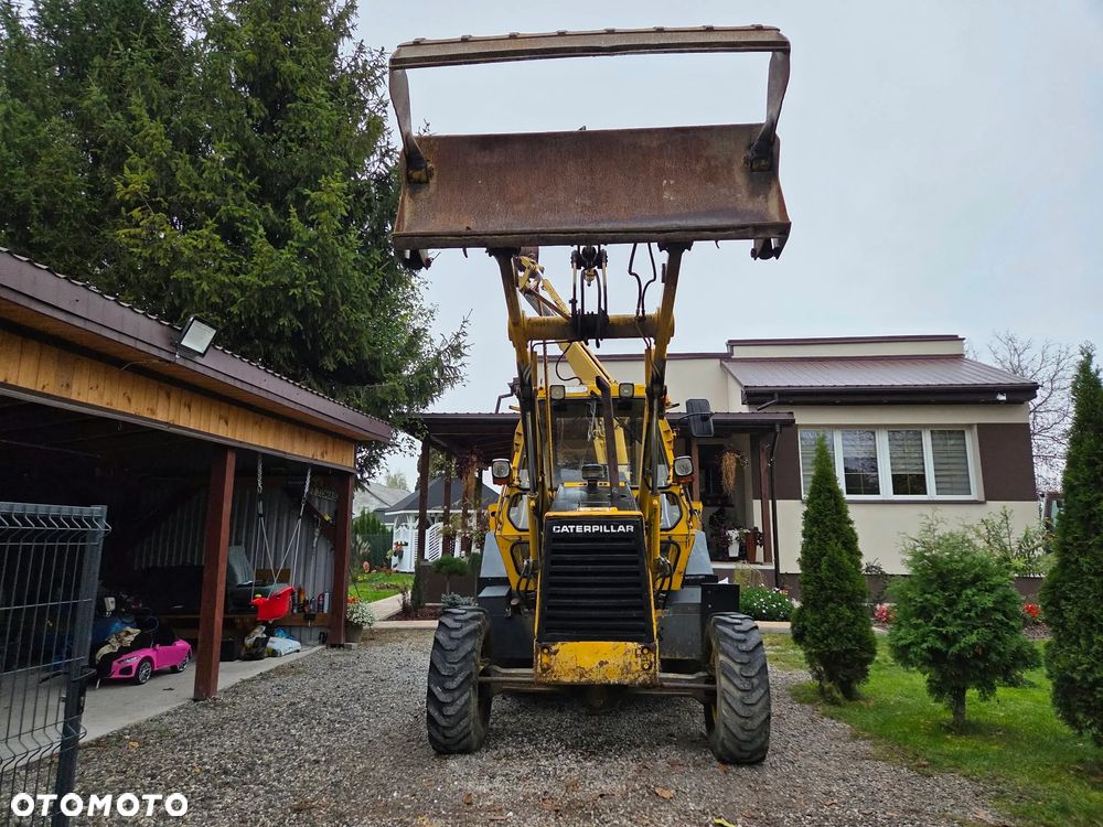 Caterpillar CAT 428B - 6