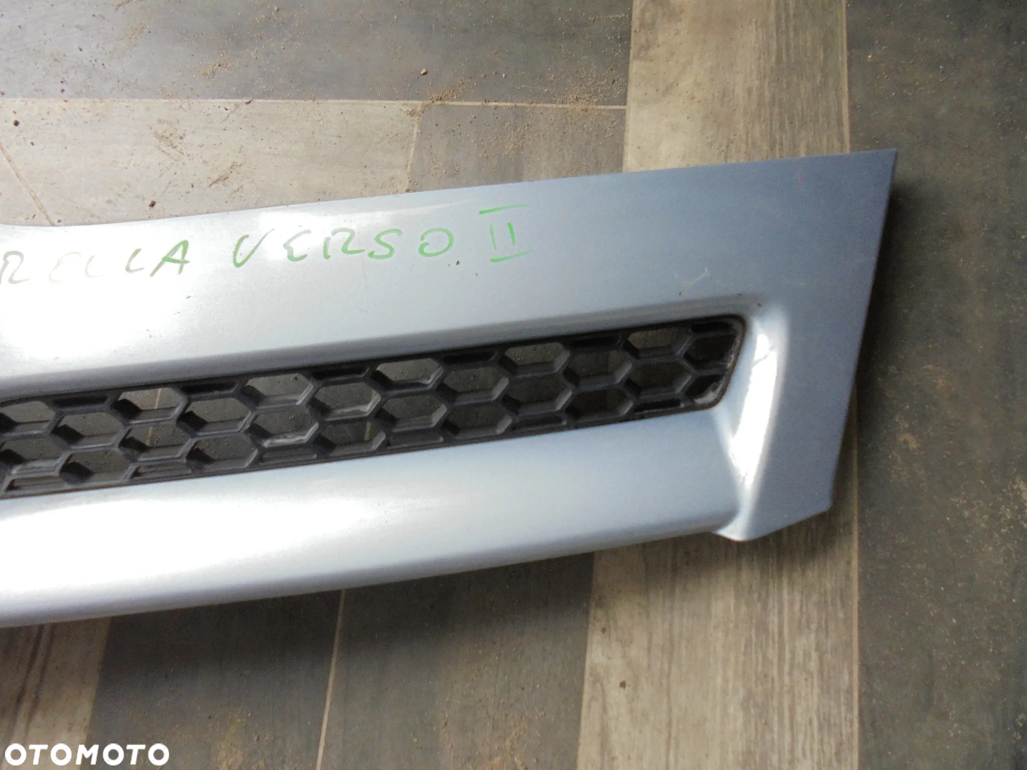 TOYOTA COROLLA VERSO II GRILL ATRAPA - 6