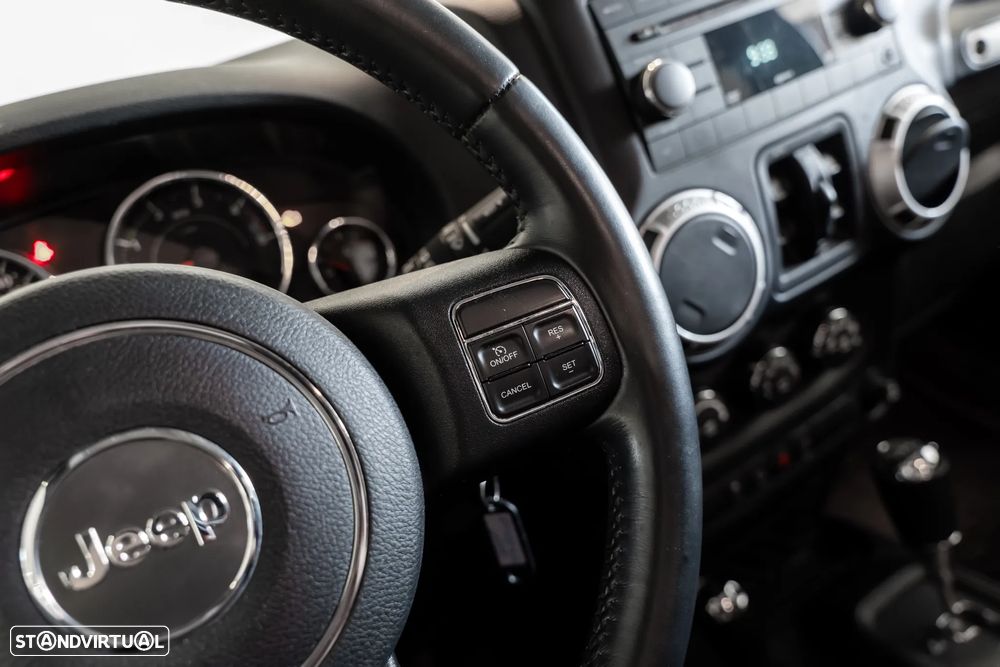 Jeep Wrangler Unlimited 2.8 CRD ATX Sahara Adventure Edition - 21