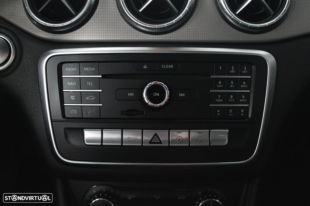 Mercedes-Benz CLA 180 d Shooting Brake Urban Aut. - 22