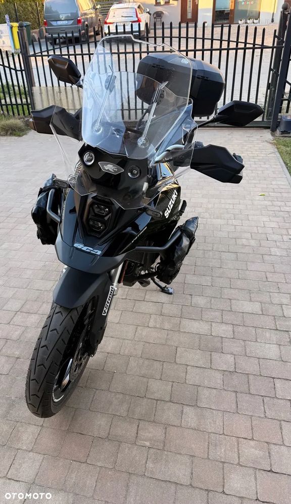 Suzuki V-STROM - 11