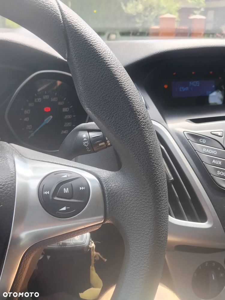 Ford Focus - 33
