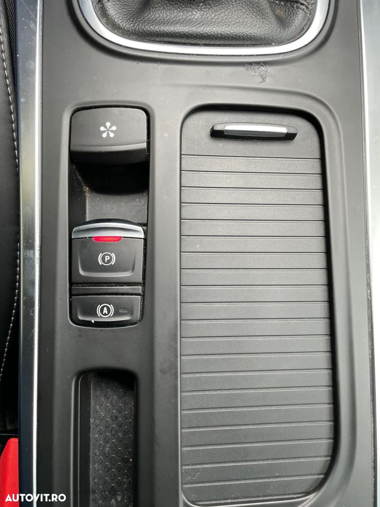 Renault Megane TCe 140 GPF Intens - 17