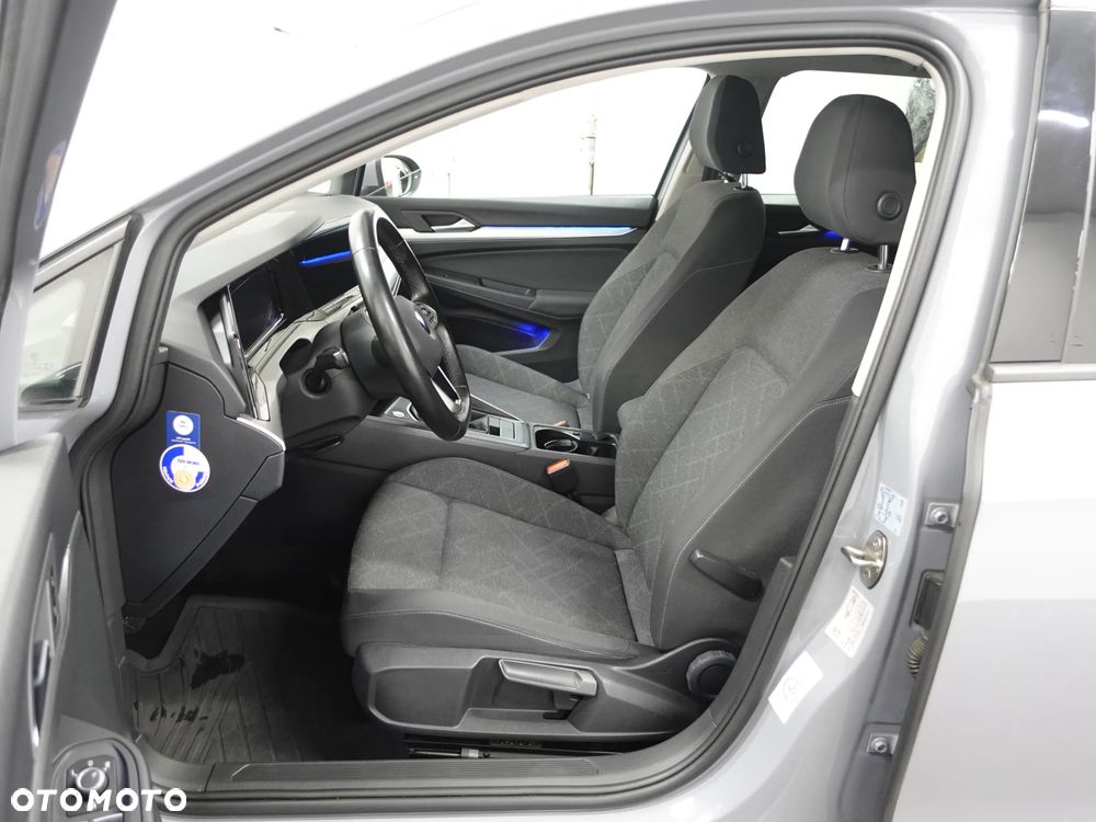 Volkswagen Golf 2.0 TDI SCR Life - 18