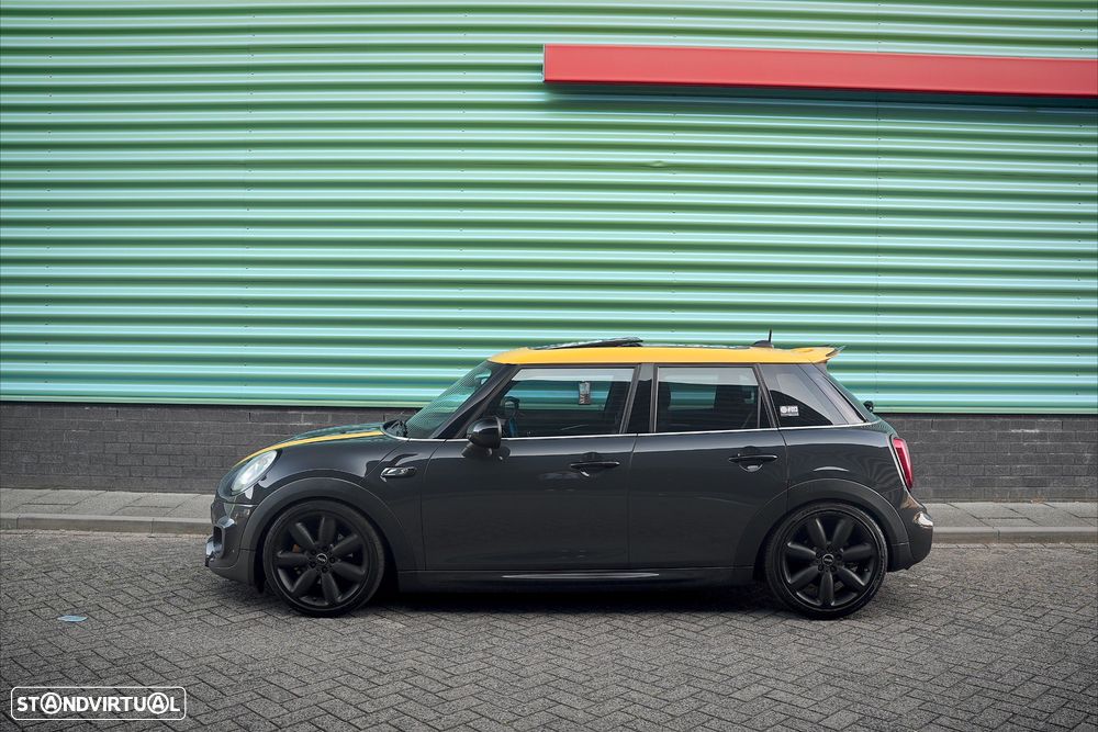 MINI 5 Portas Cooper S Aut. - 33