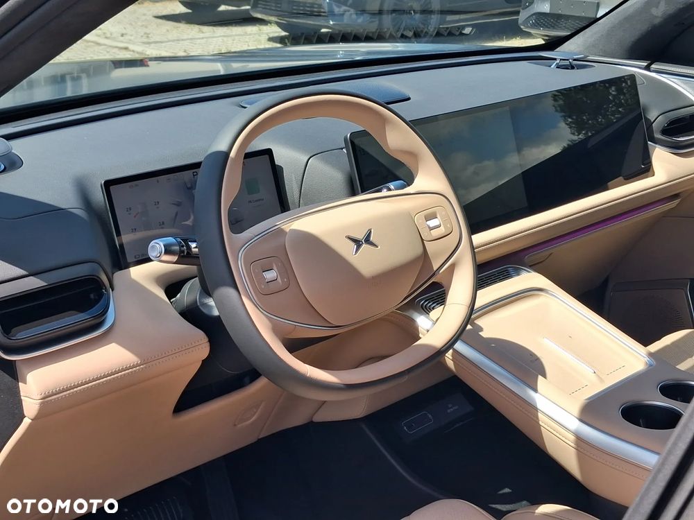 XPeng G9 94.6 kWh AWD Performance - 10