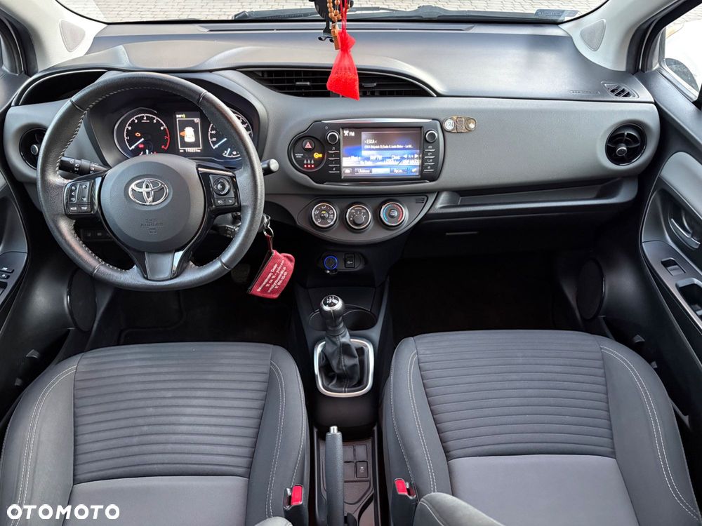 Toyota Yaris - 6