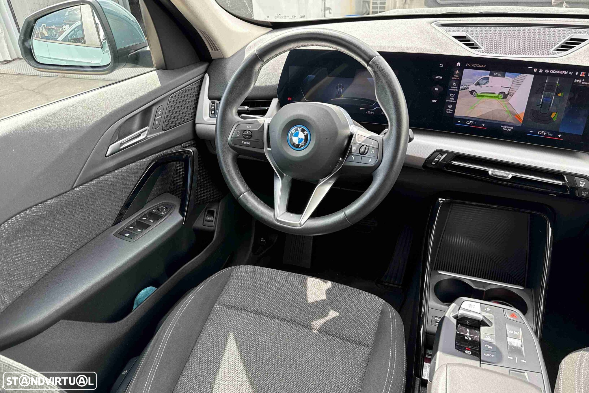 BMW iX1 xDrive30 - 5