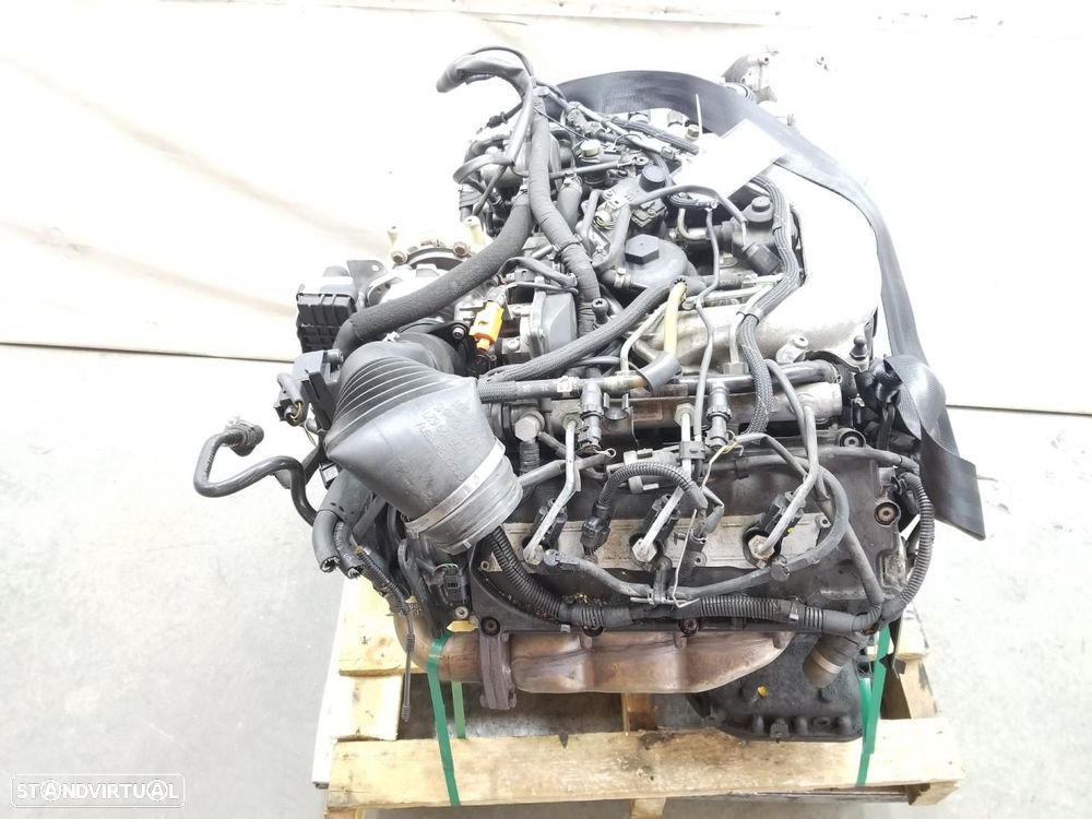 MOTOR COMPLETO AUDI A4 AVANT 8K5 REF. CGKA - 1