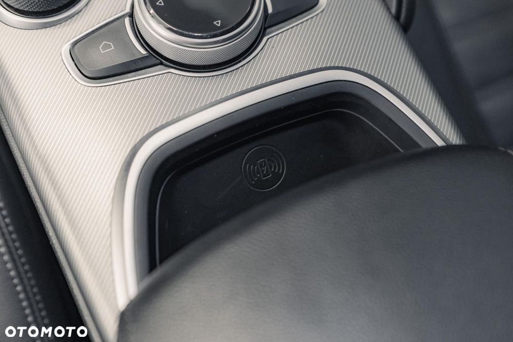 Alfa Romeo Giulia 2.0 Turbo Veloce Q4 - 28