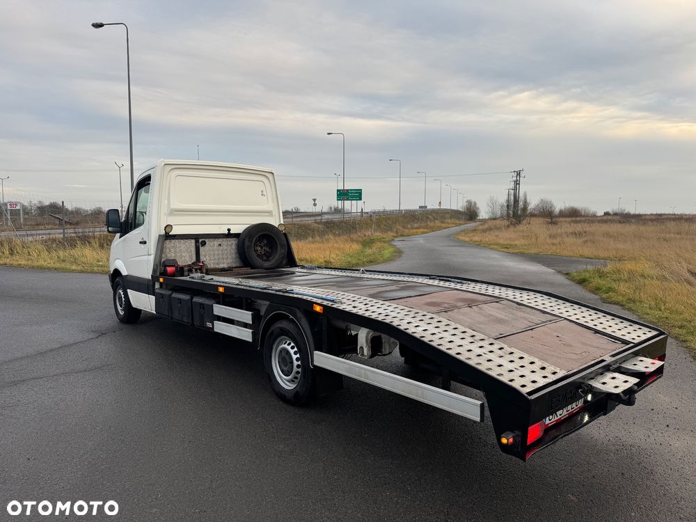 Mercedes-Benz Sprinter - 5