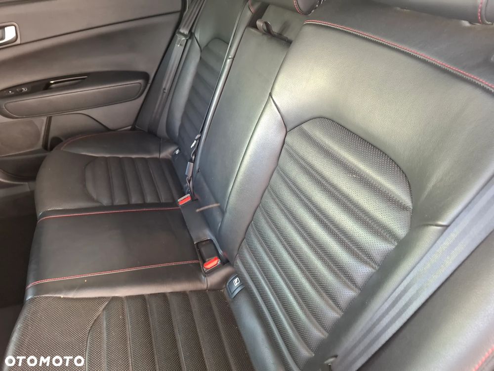 Kia Optima 1.7 CRDI GT Line DCT - 17