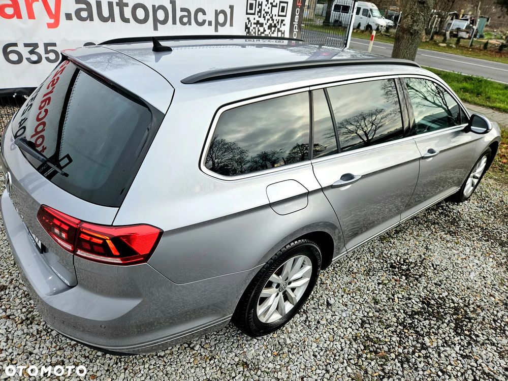 Volkswagen Passat Variant ver-variant-2-0-tdi-scr-dsg-business - 18
