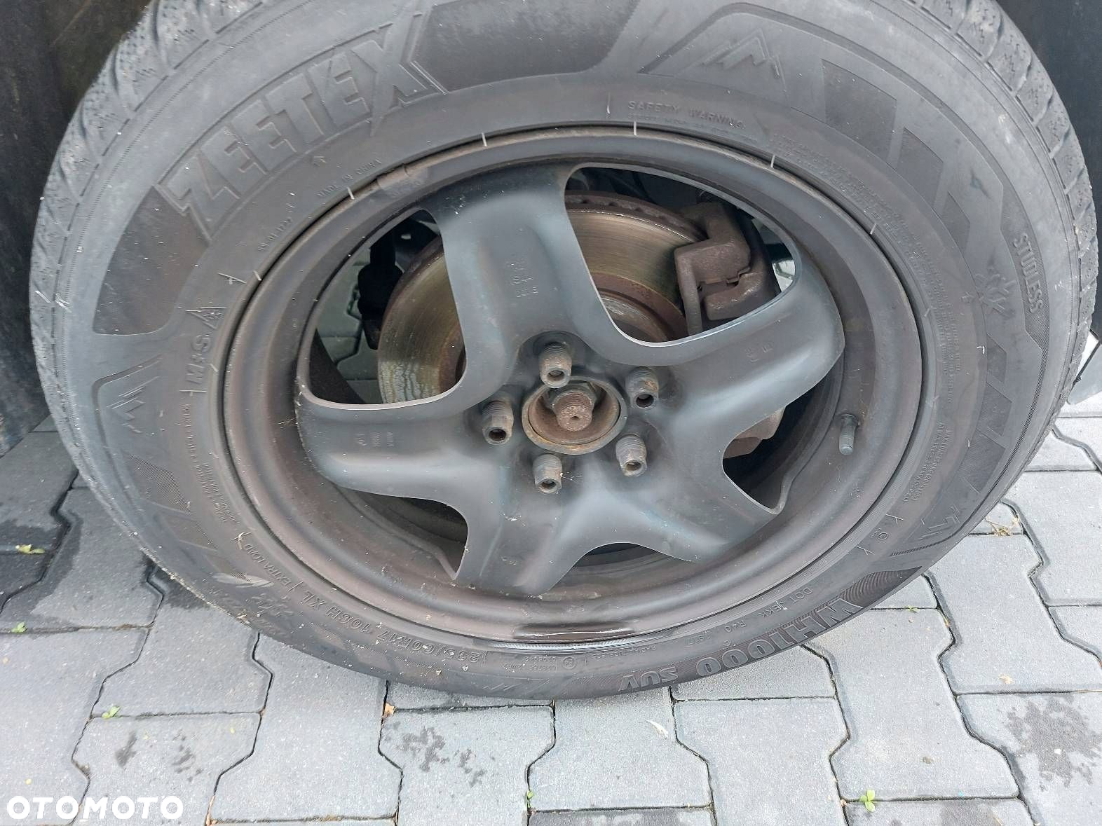 FELGI STALOWE + OPONY 4 SZT 5X115 FI 70,3 ET 44 7Jx17 ZETEX 235/60 R17 - 10