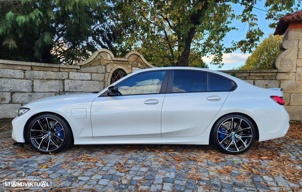 BMW 330 e Auto - 7
