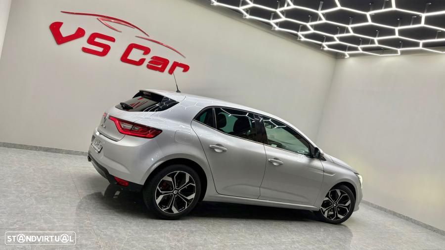 Renault Mégane BLUE dCi 115 EDC BOSE EDITION - 34