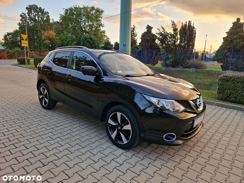 Nissan Qashqai - 2