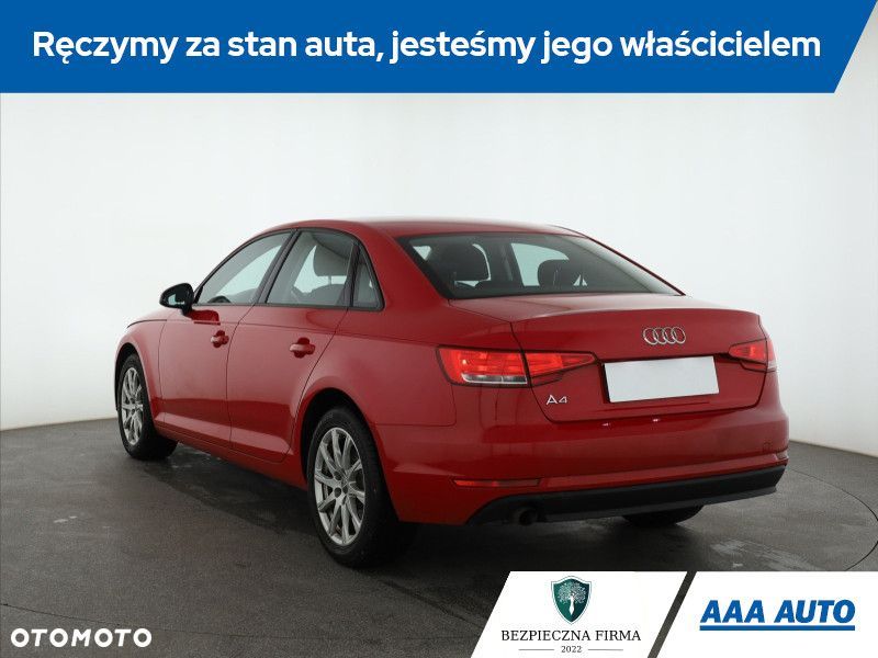 Audi A4 Limousine - 6