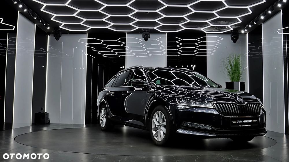 Skoda Superb 2.0 TDI SCR Ambition DSG - 12