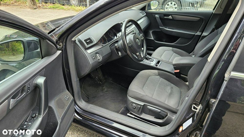 Volkswagen Passat Variant 2.0 TDI DSG BlueMotion Technology Trendline - 17