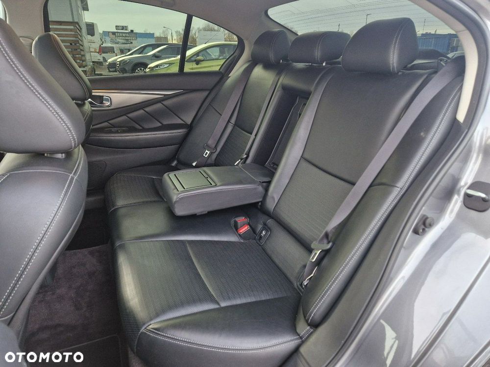 Infiniti Q50 - 9