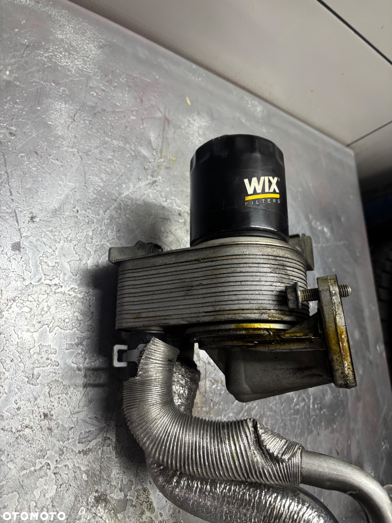 JEEP CHEROKEE KL LIFT 2019- 2.4 OBUDOWA CHLODNICA MOCOWANIE FILTRA OLEJU 05048119 - 2