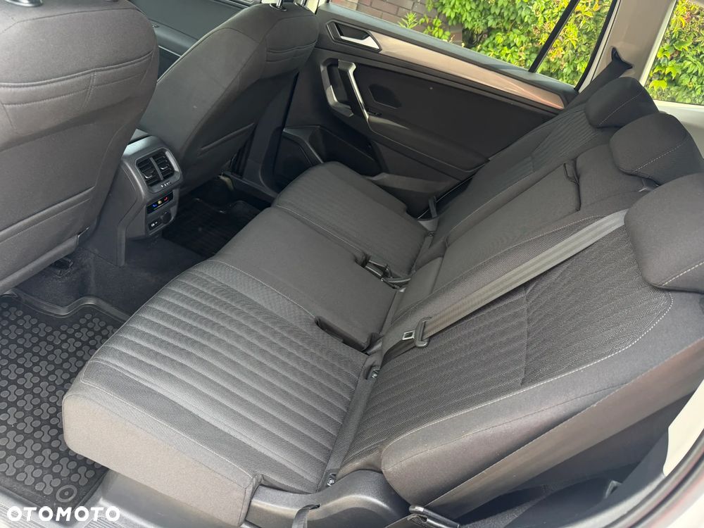 Volkswagen Tiguan Allspace 2.0 TSI 4Mot Life DSG 7os - 26
