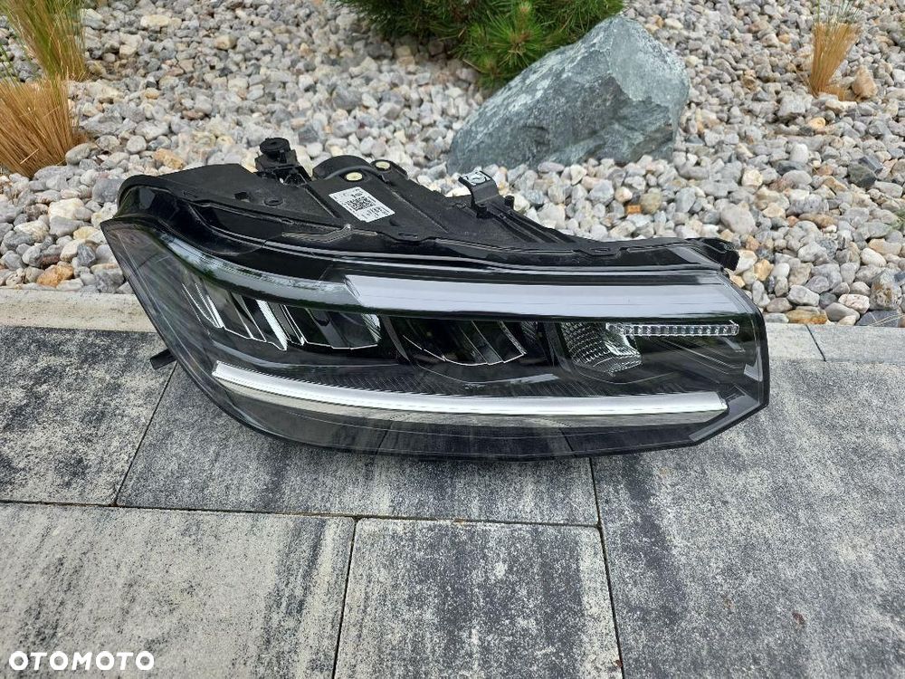 VW T-CROSS 2GM LIFT Lampa prawa przód Kompletna Full Led Basic 2GM941006B - 2