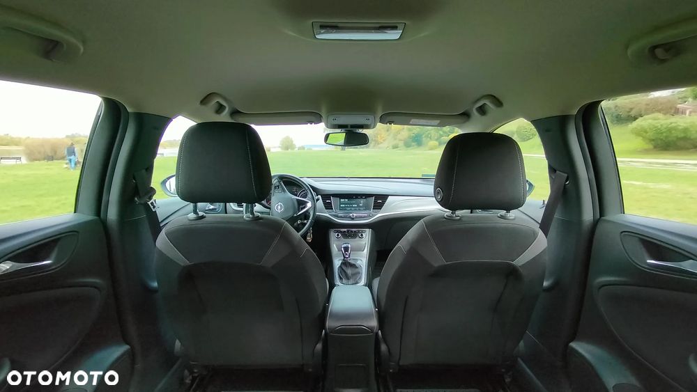 Opel Astra - 10