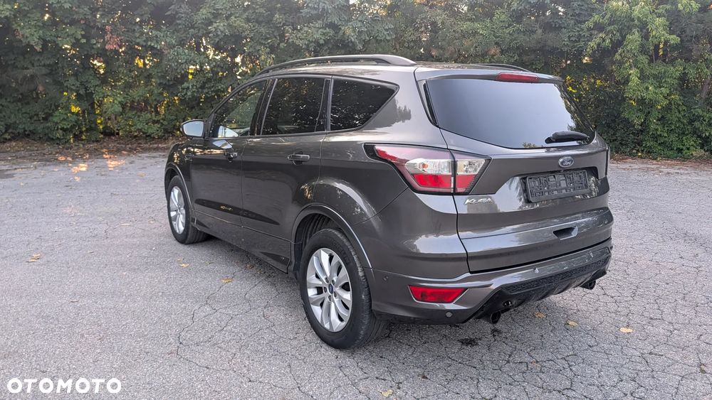 Ford Kuga 1.5 TDCi 2x4 ST-Line - 5